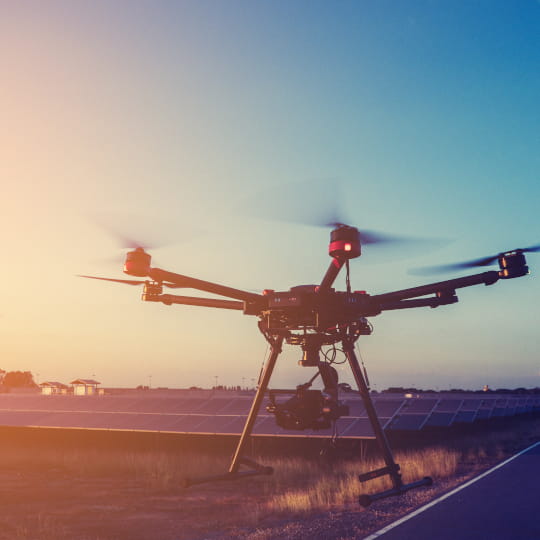 usługi dronowe inspekcje farm i instalacji fotowoltaicznych